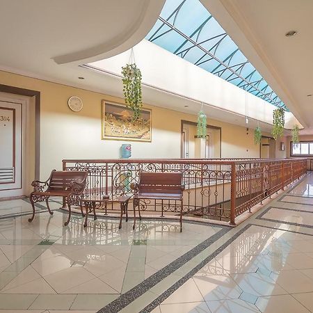เรดดอร์ซ เนียร์ เซตราซารี มอลล์ 2 Hotel บันดุง ภายนอก รูปภาพ