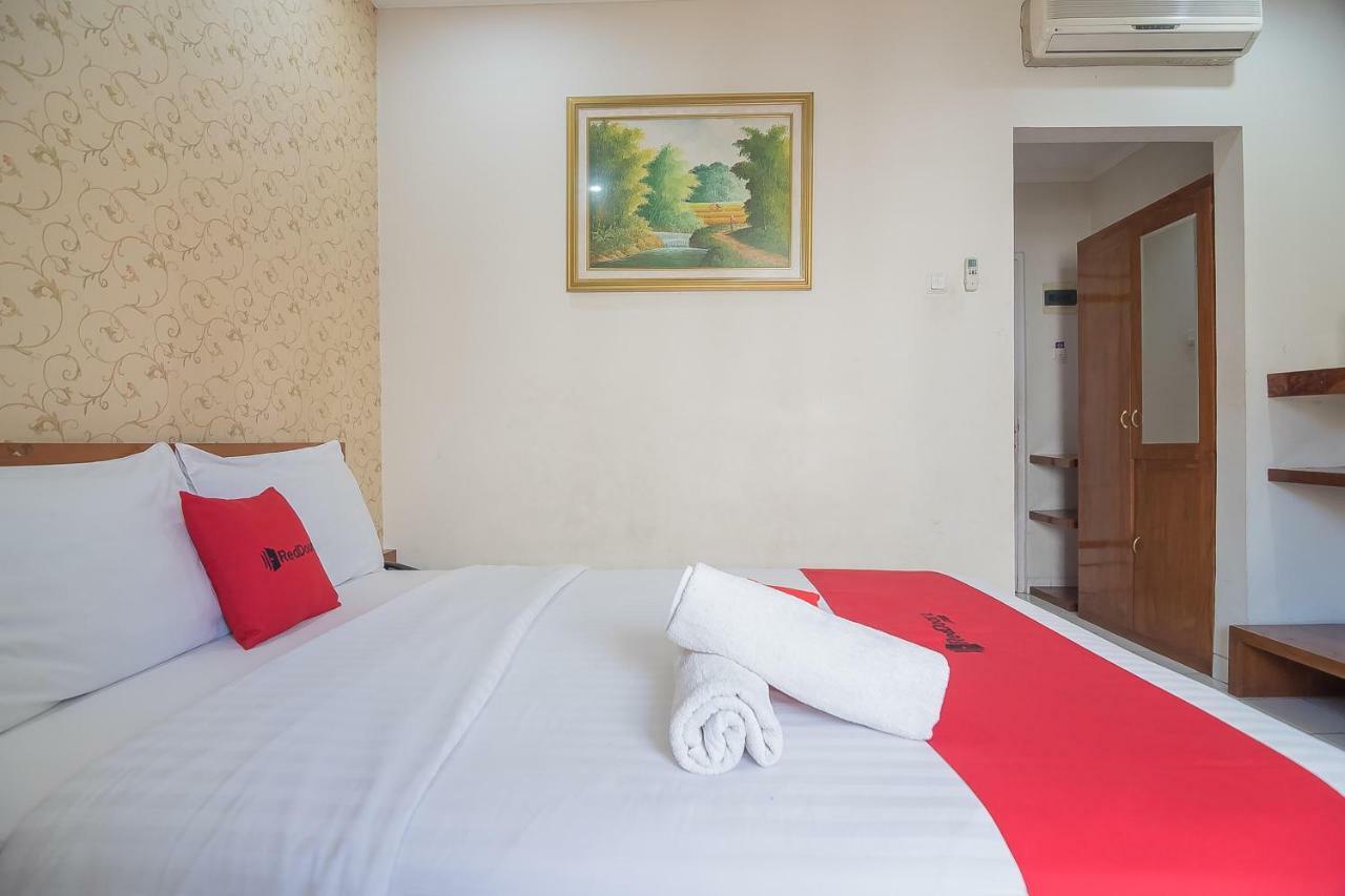 เรดดอร์ซ เนียร์ เซตราซารี มอลล์ 2 Hotel บันดุง ภายนอก รูปภาพ